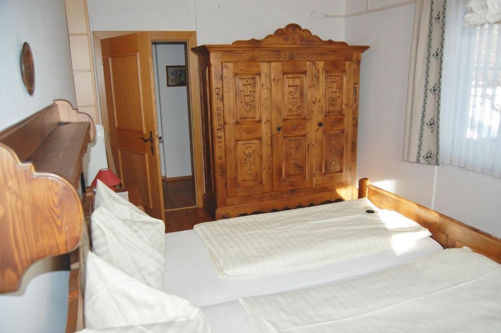 Pension Marienhof Hermagor-Pressegger See Room photo